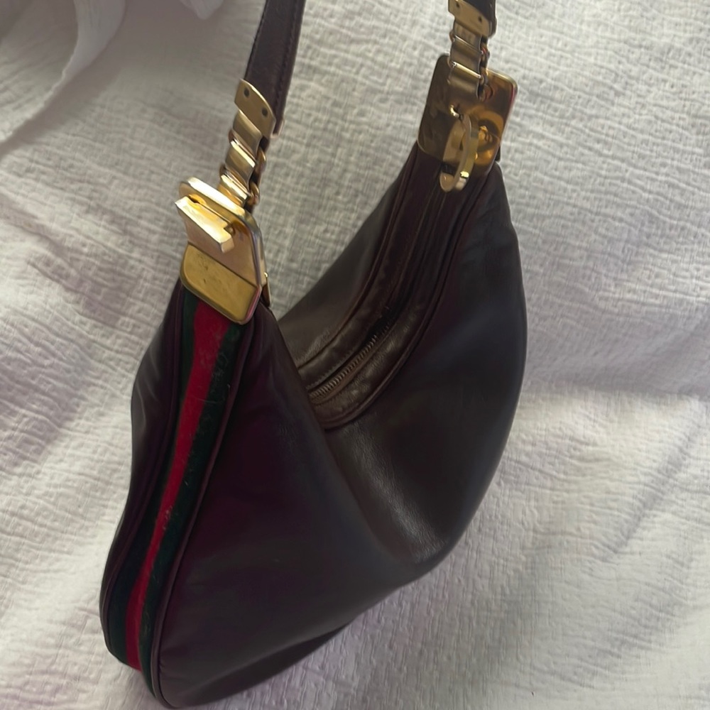Vintage Gucci leather shoulder bag. Sherry line.